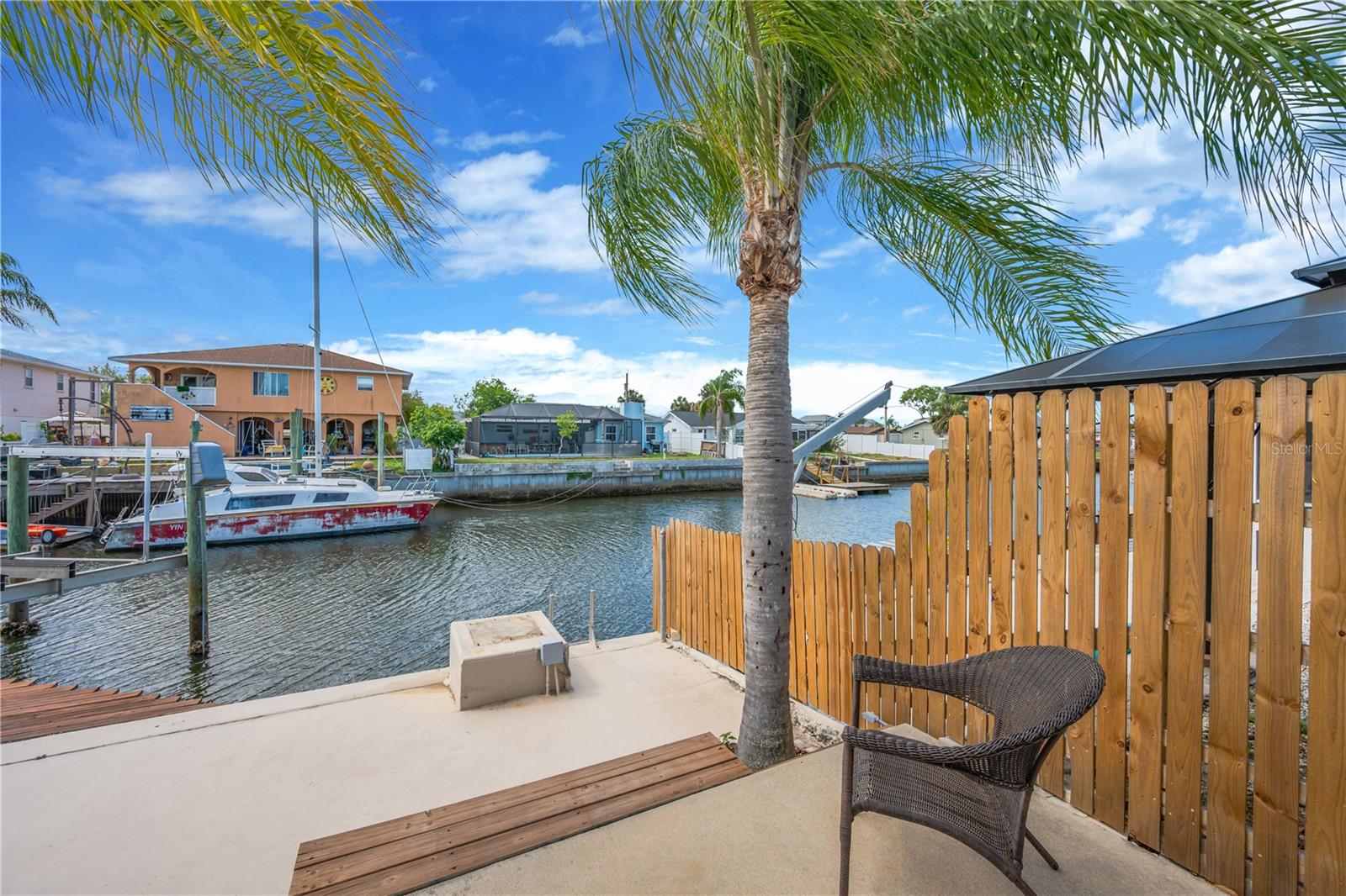 Image 11 of 65 For 7604 Hatteras Drive