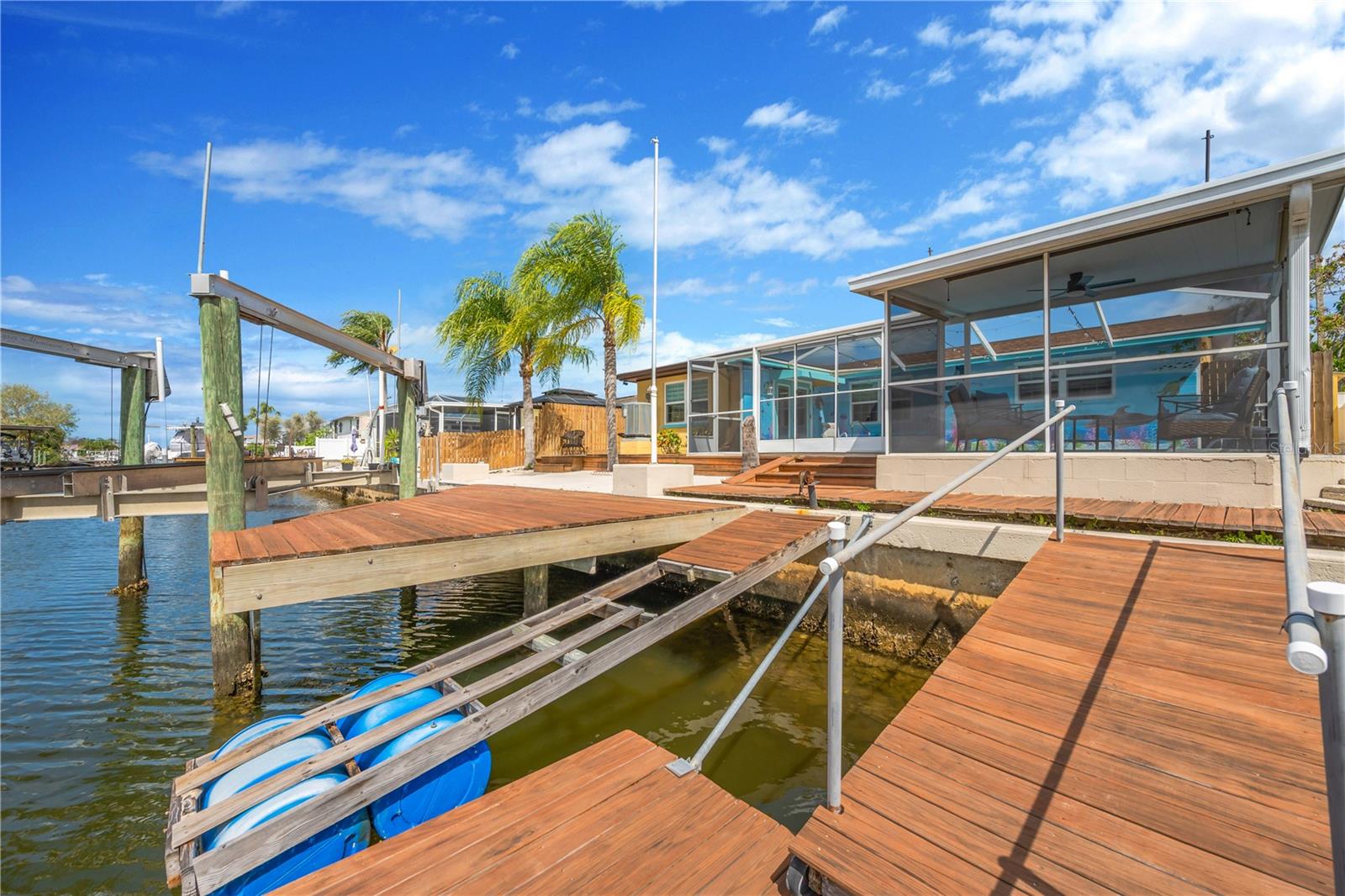 Image 15 of 65 For 7604 Hatteras Drive