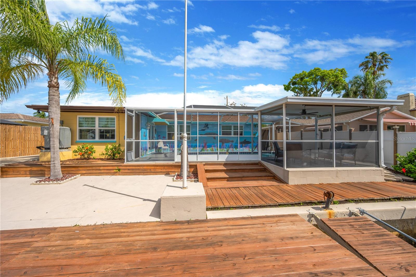 Image 18 of 65 For 7604 Hatteras Drive