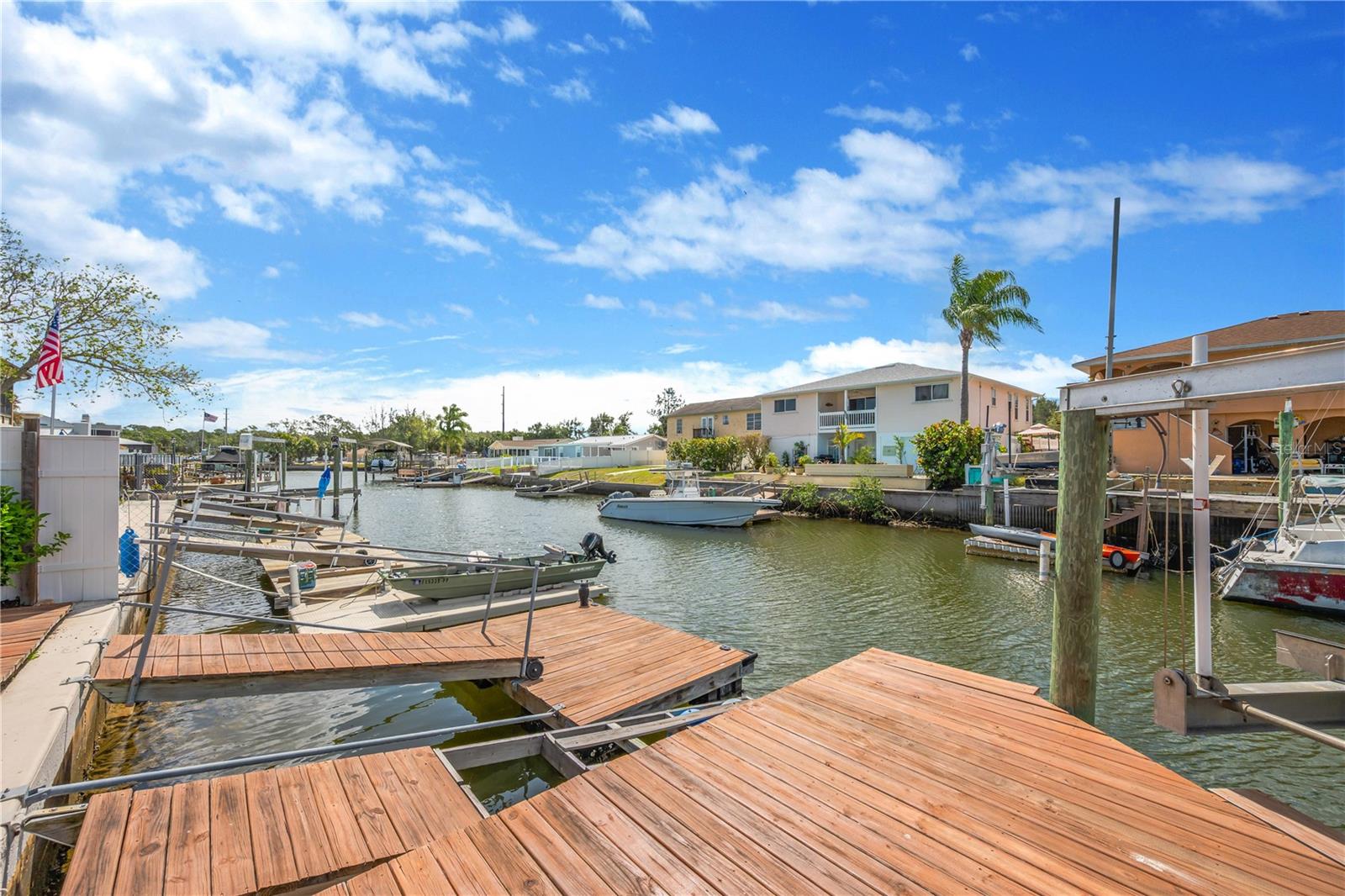 Image 20 of 65 For 7604 Hatteras Drive