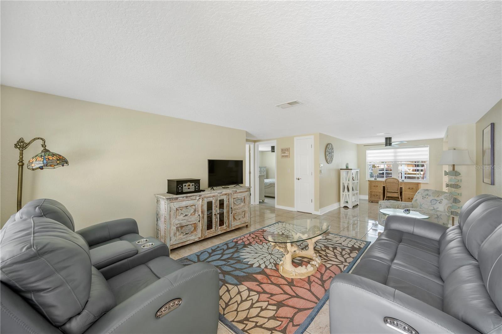 Image 32 of 65 For 7604 Hatteras Drive