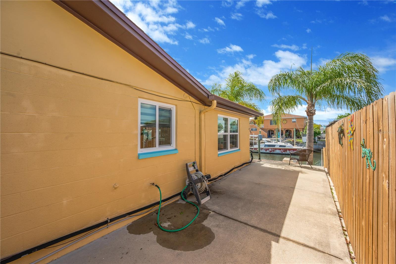 Image 8 of 65 For 7604 Hatteras Drive