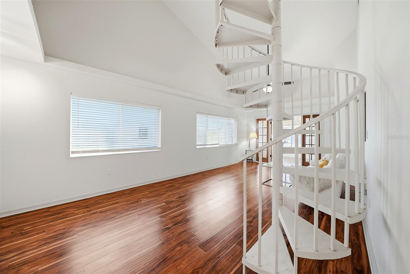 Image 12 of 33 For 13614 Lake Point Drive S