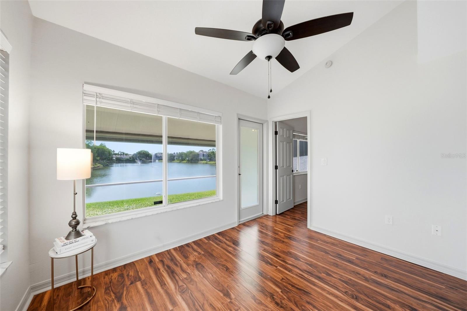 Image 19 of 33 For 13614 Lake Point Drive S