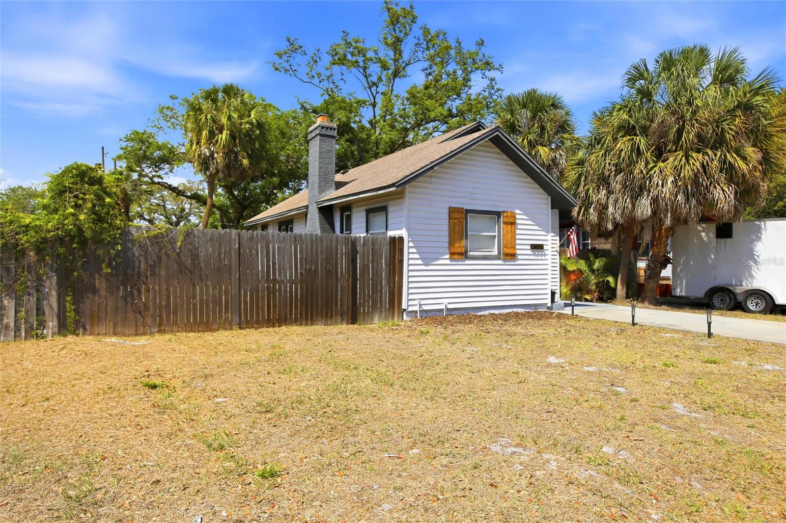 Image 2 of 33 For 4551 19th Avenue S