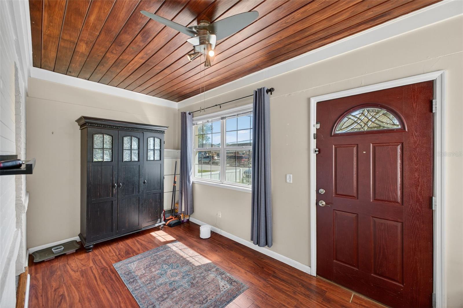 Image 7 of 38 For 114 Arcturas Avenue