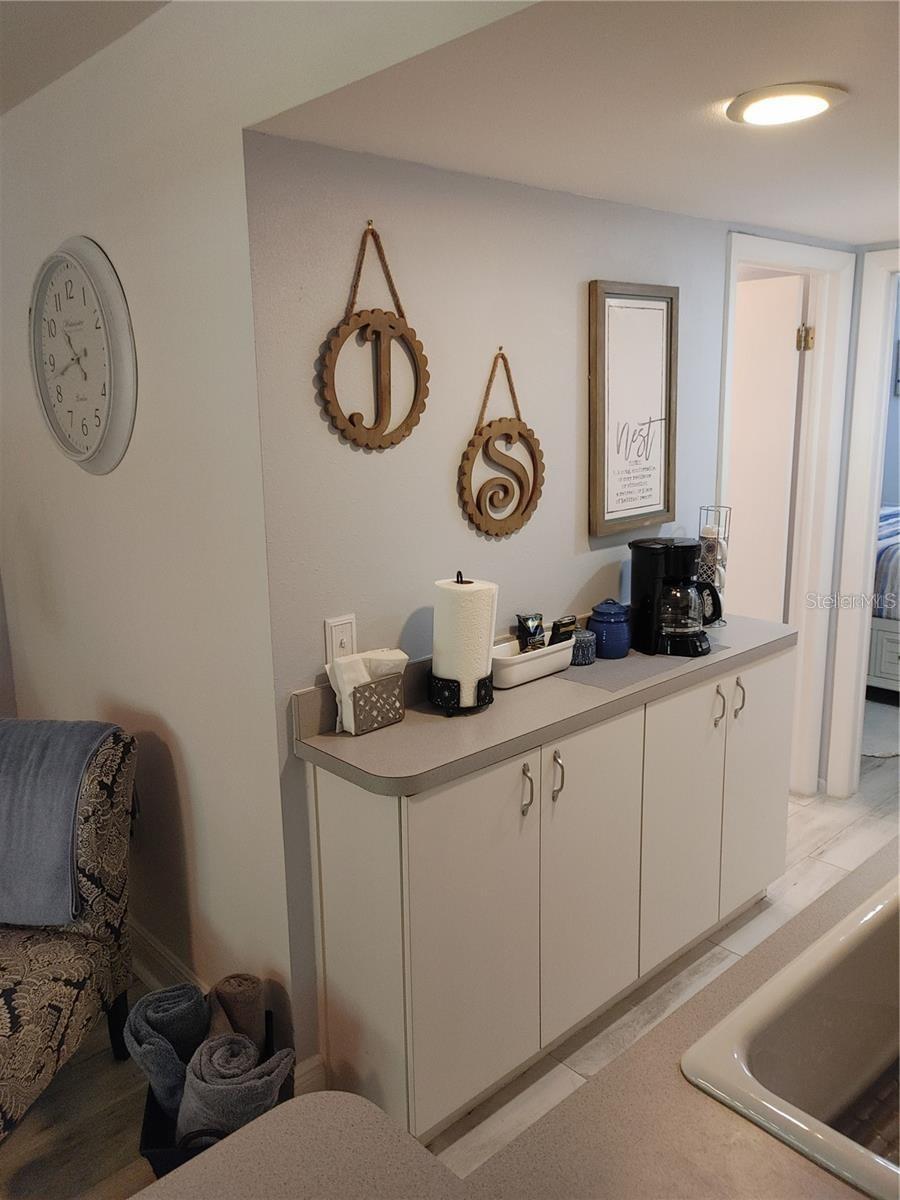 Image 8 of 14 For 1983 Abrico Drive H-13