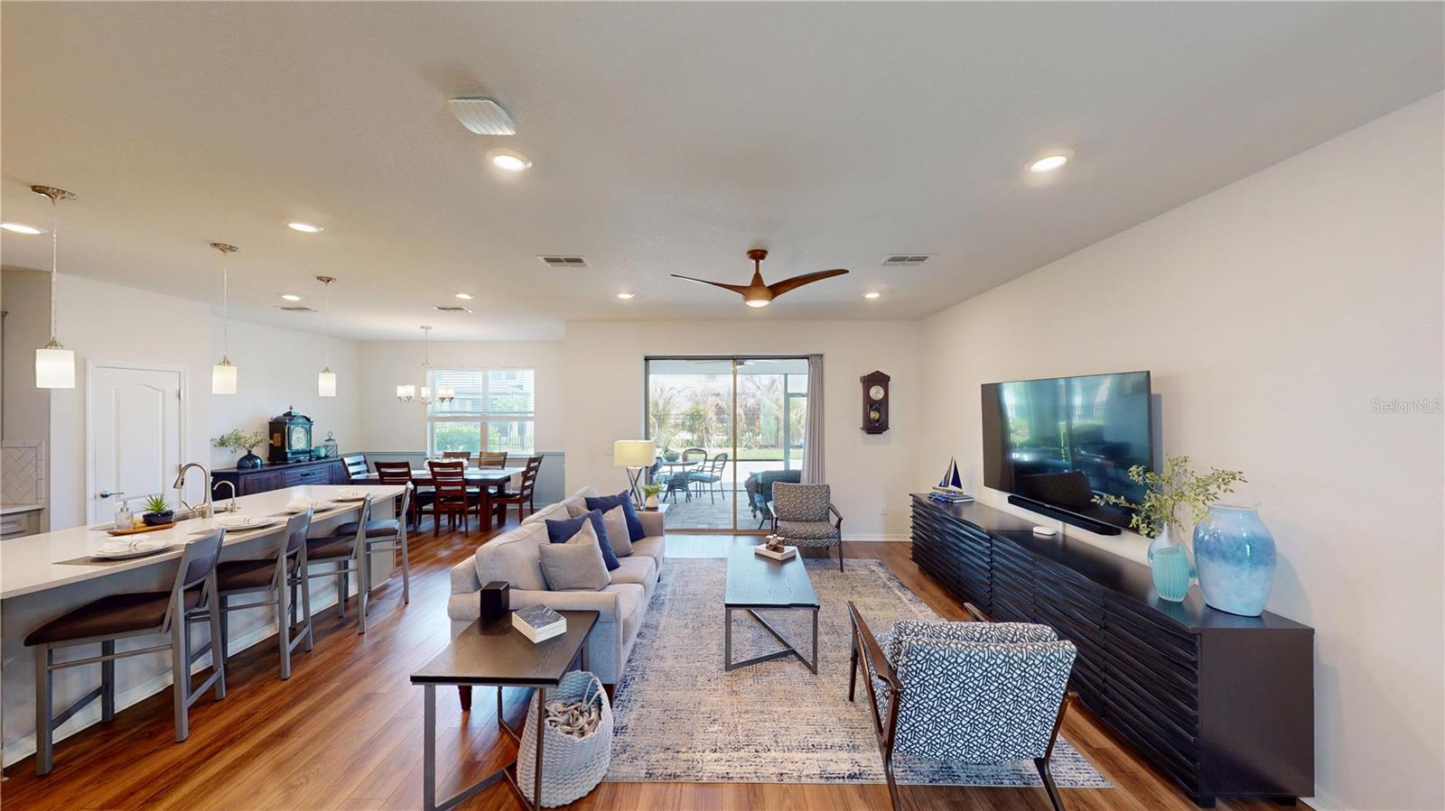 Image 20 of 93 For 18071 Fenders Way