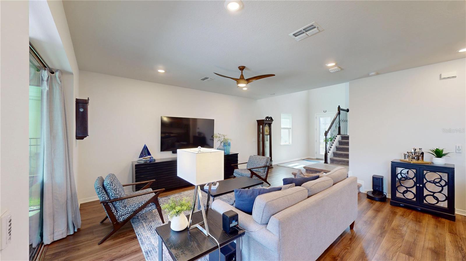 Image 7 of 93 For 18071 Fenders Way