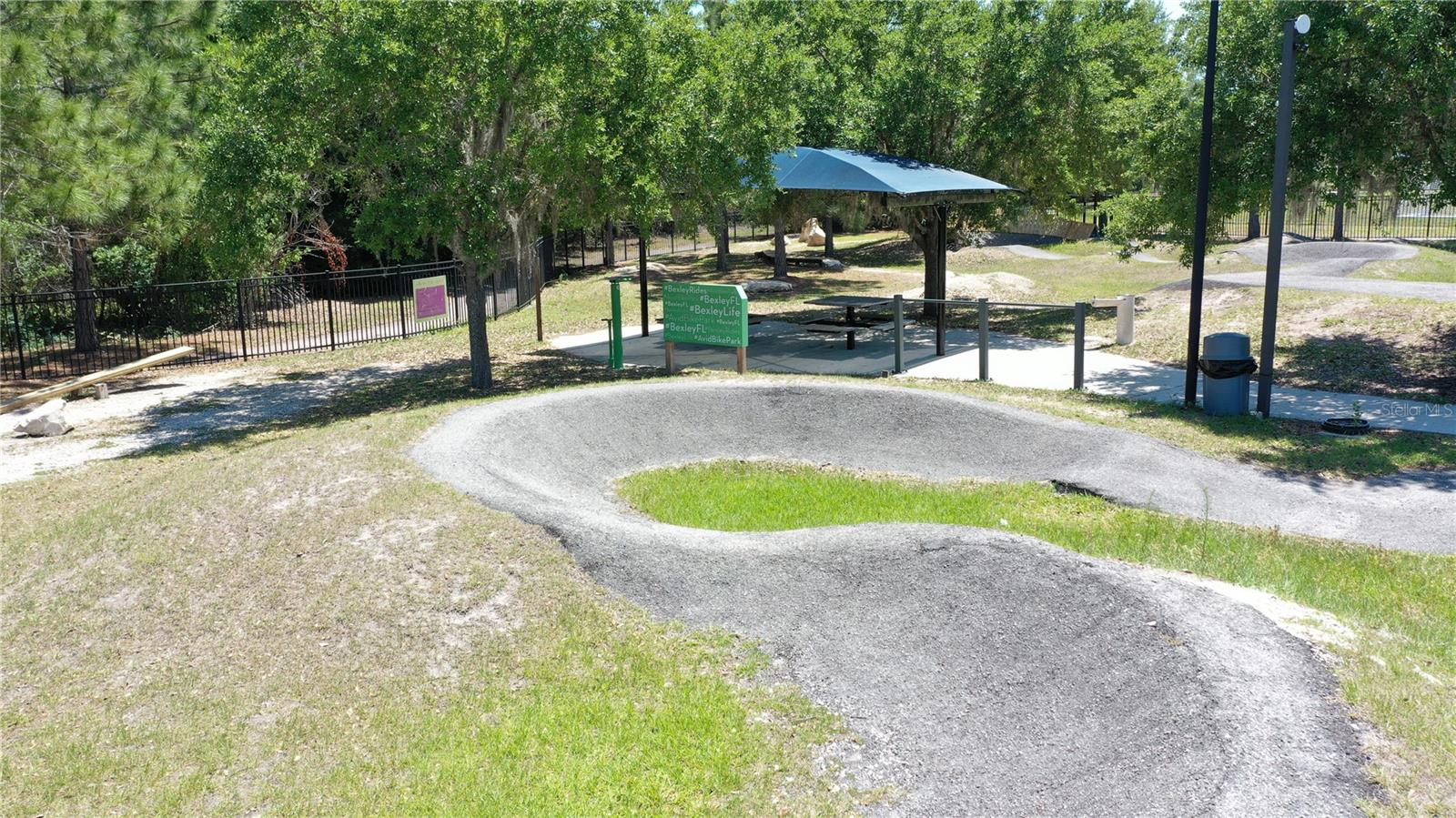 Image 85 of 93 For 18071 Fenders Way