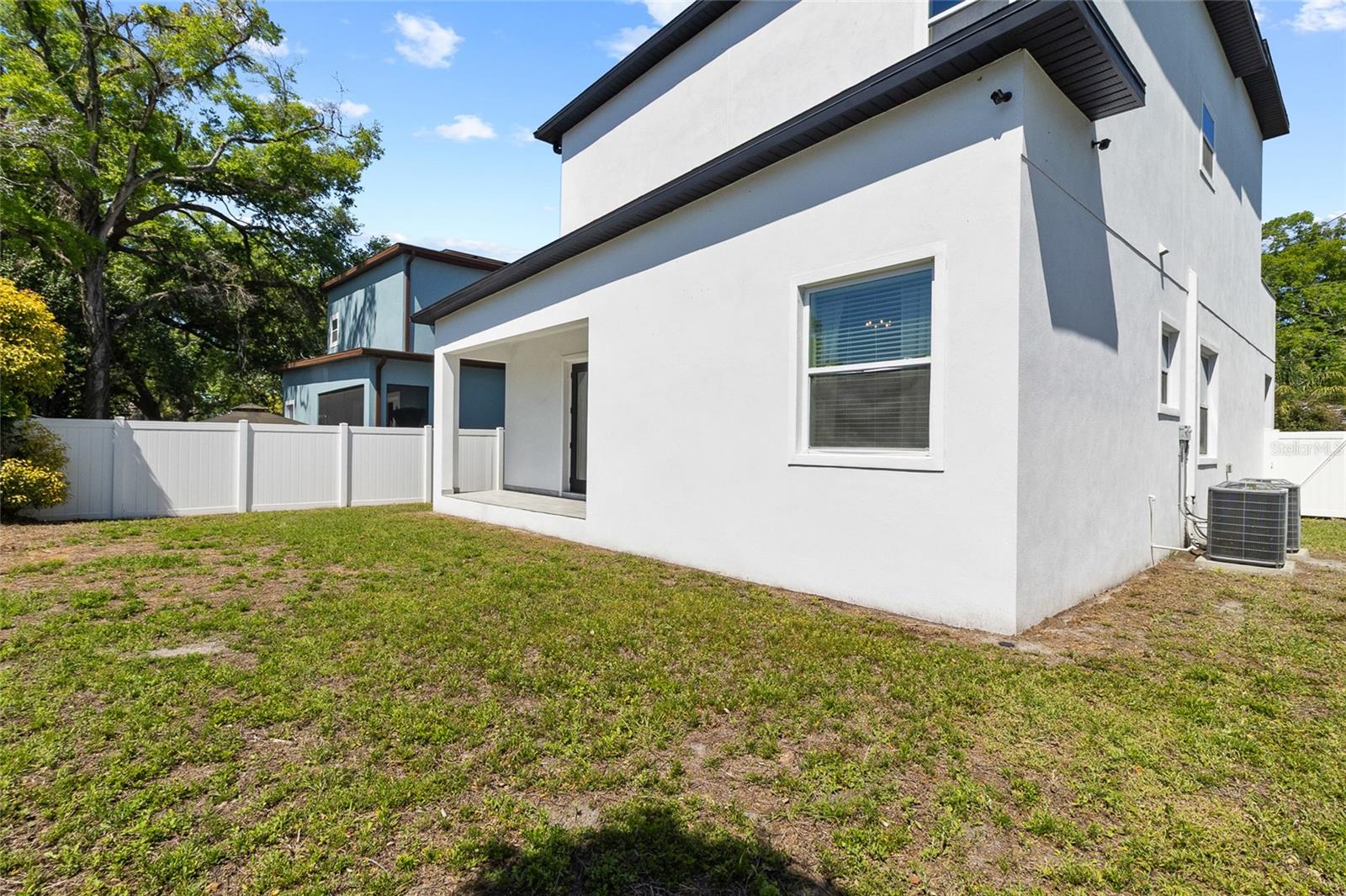 Image 10 of 50 For 122 Sligh Avenue