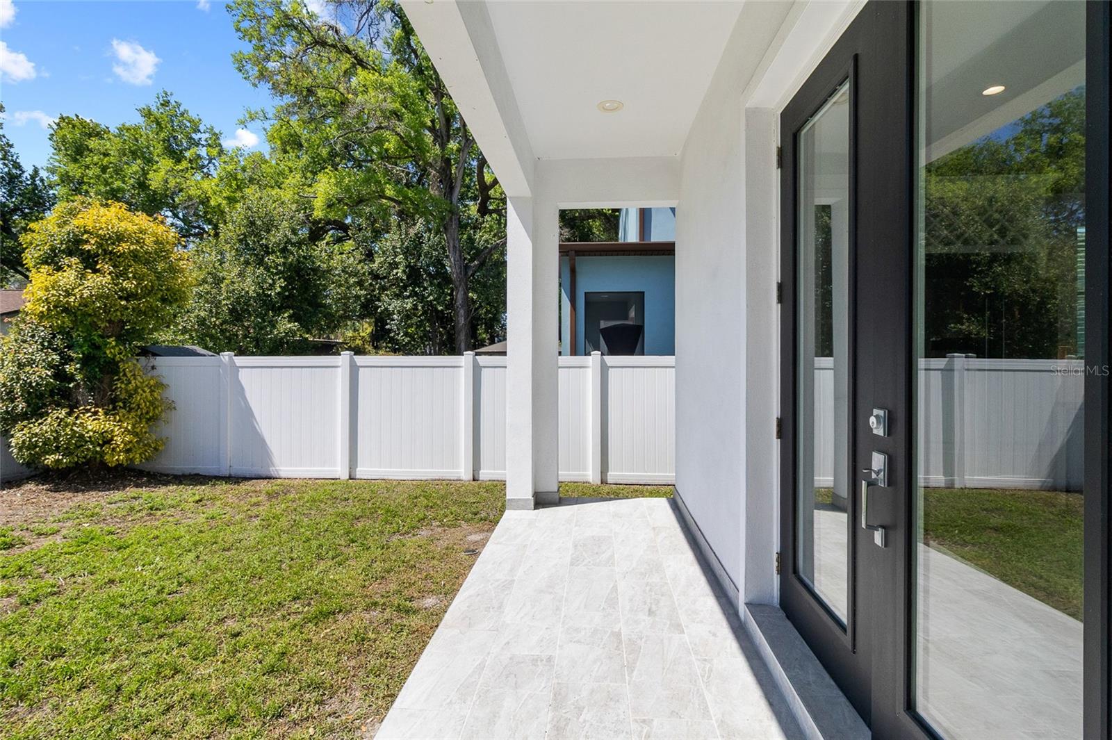 Image 12 of 50 For 122 Sligh Avenue