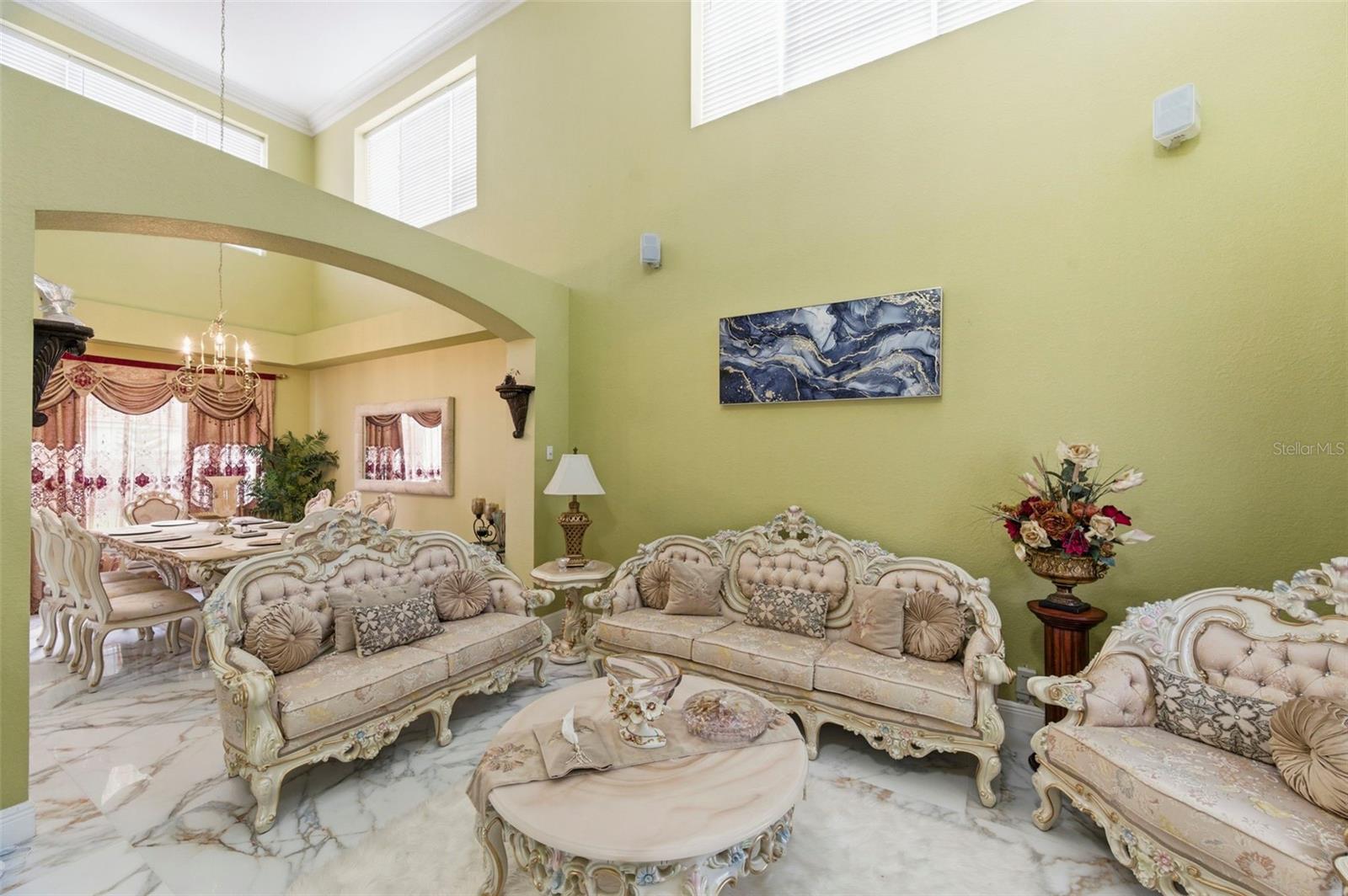 Image 17 of 100 For 9207 Meadow Lane Court