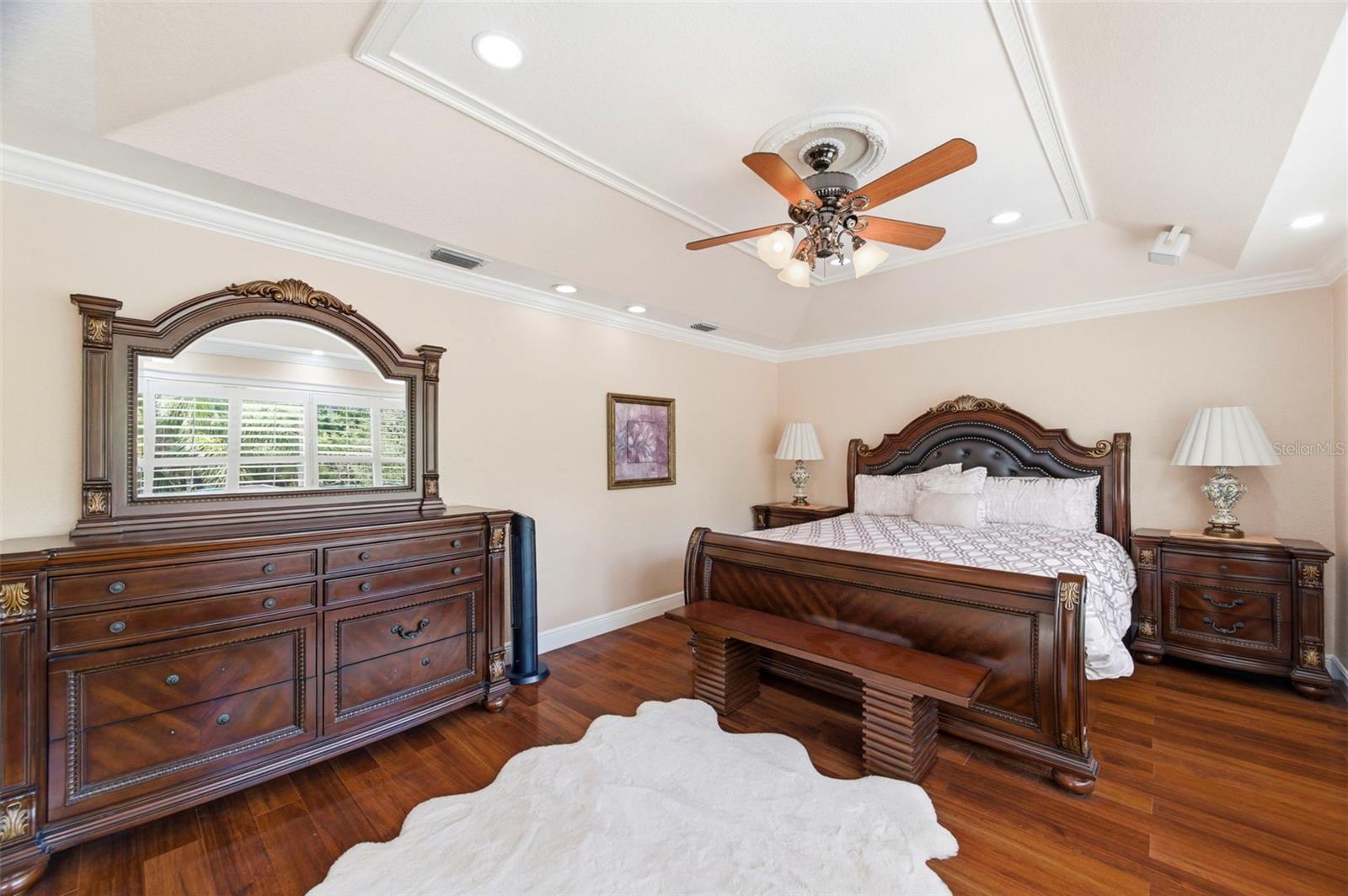 Image 44 of 100 For 9207 Meadow Lane Court