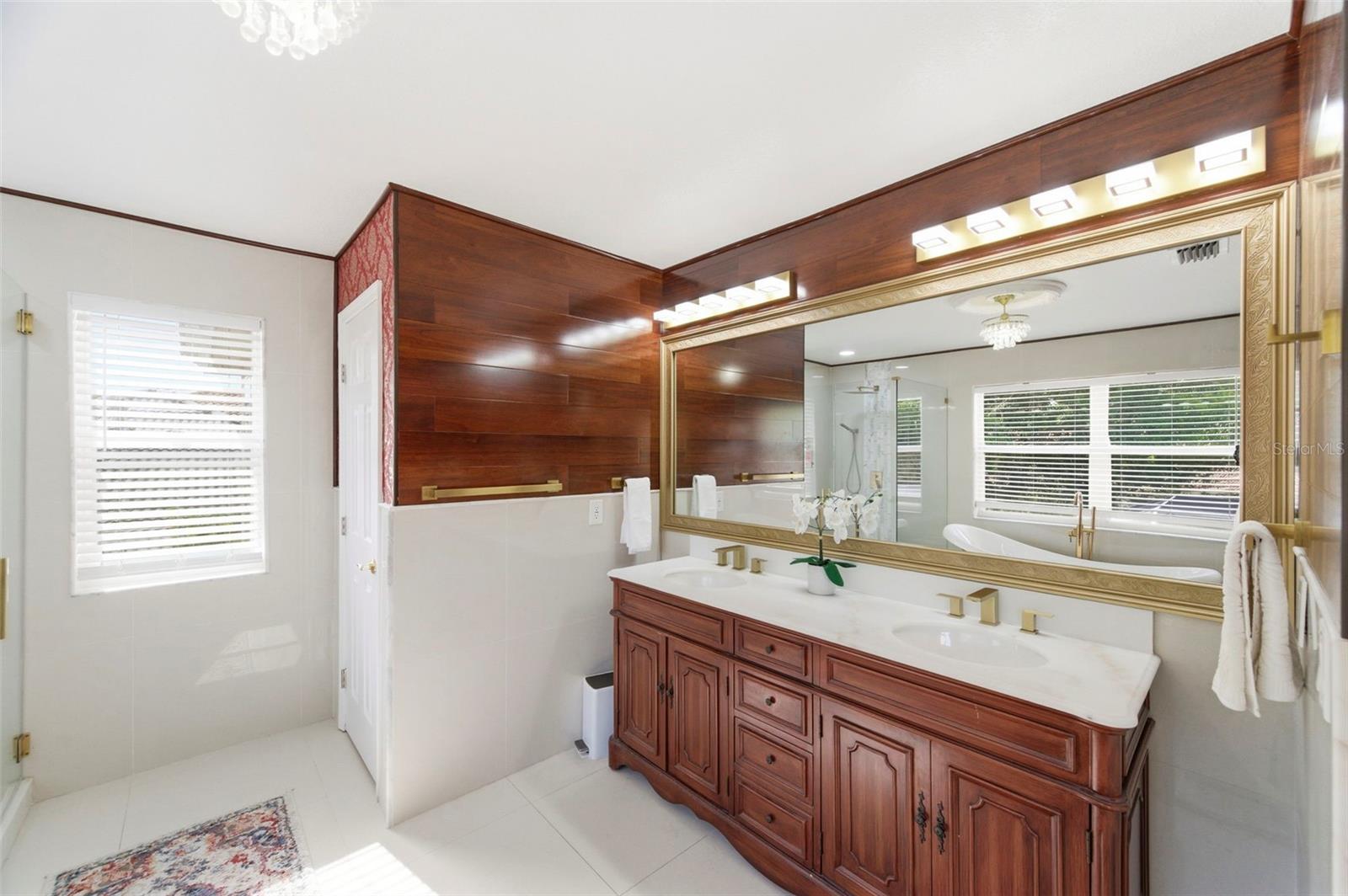 Image 50 of 100 For 9207 Meadow Lane Court