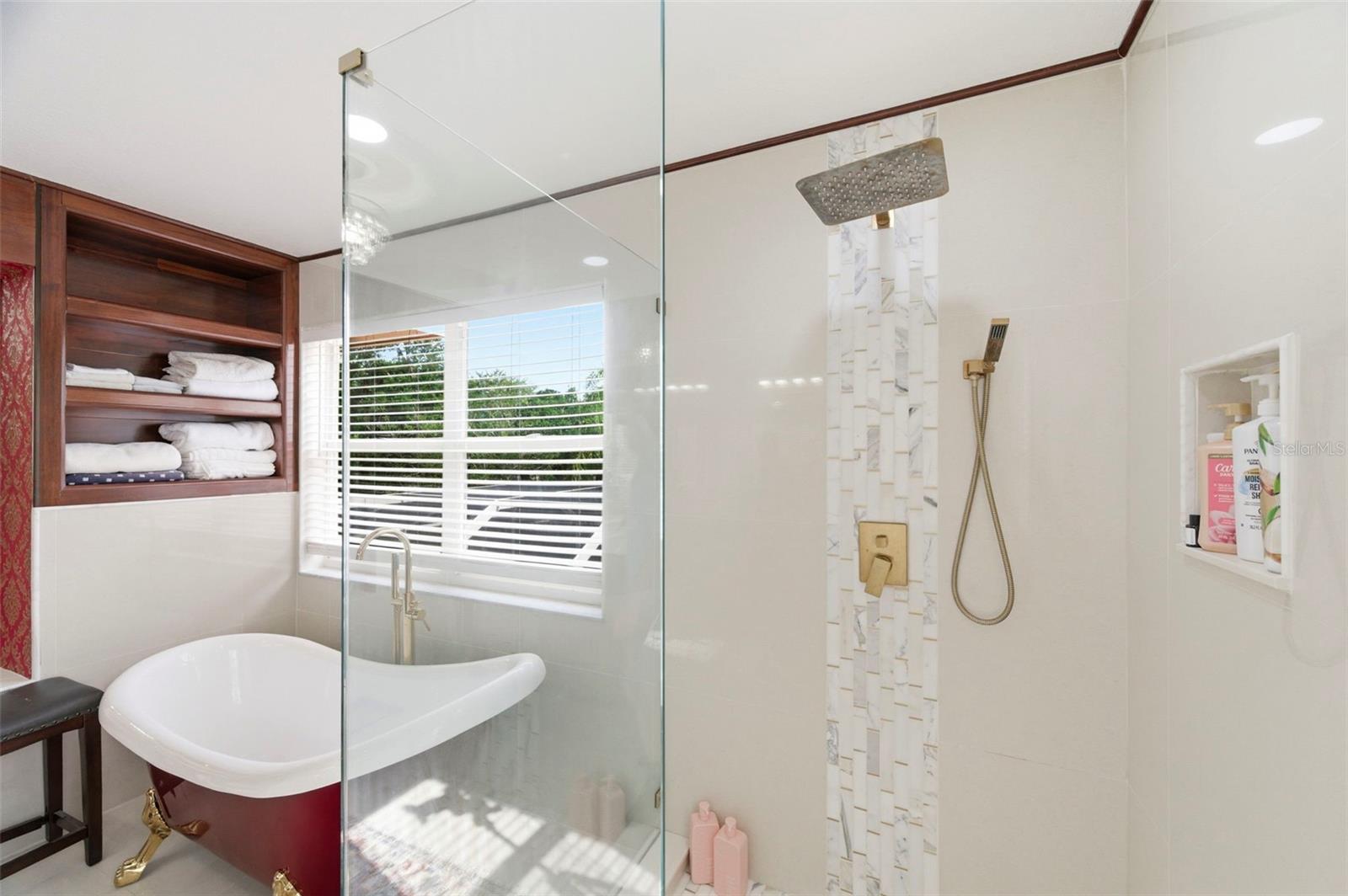 Image 52 of 100 For 9207 Meadow Lane Court