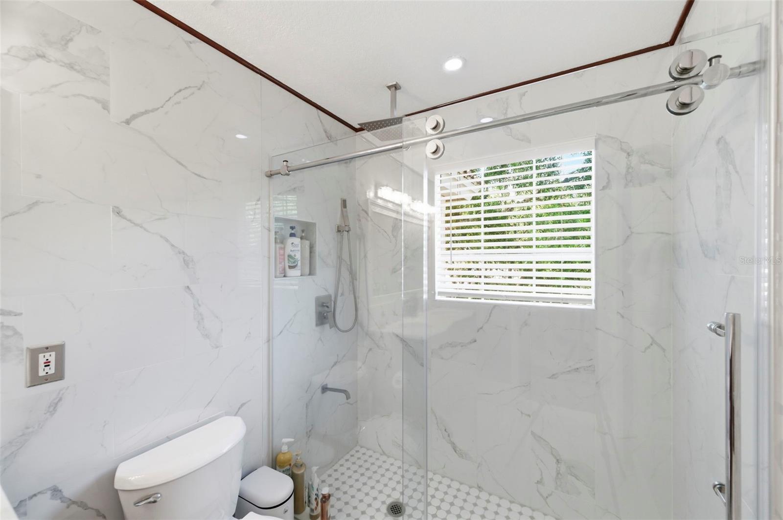 Image 64 of 100 For 9207 Meadow Lane Court