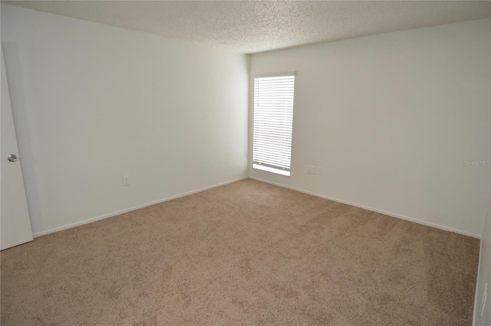 Image 28 of 58 For 8425 Cerro Circle 163