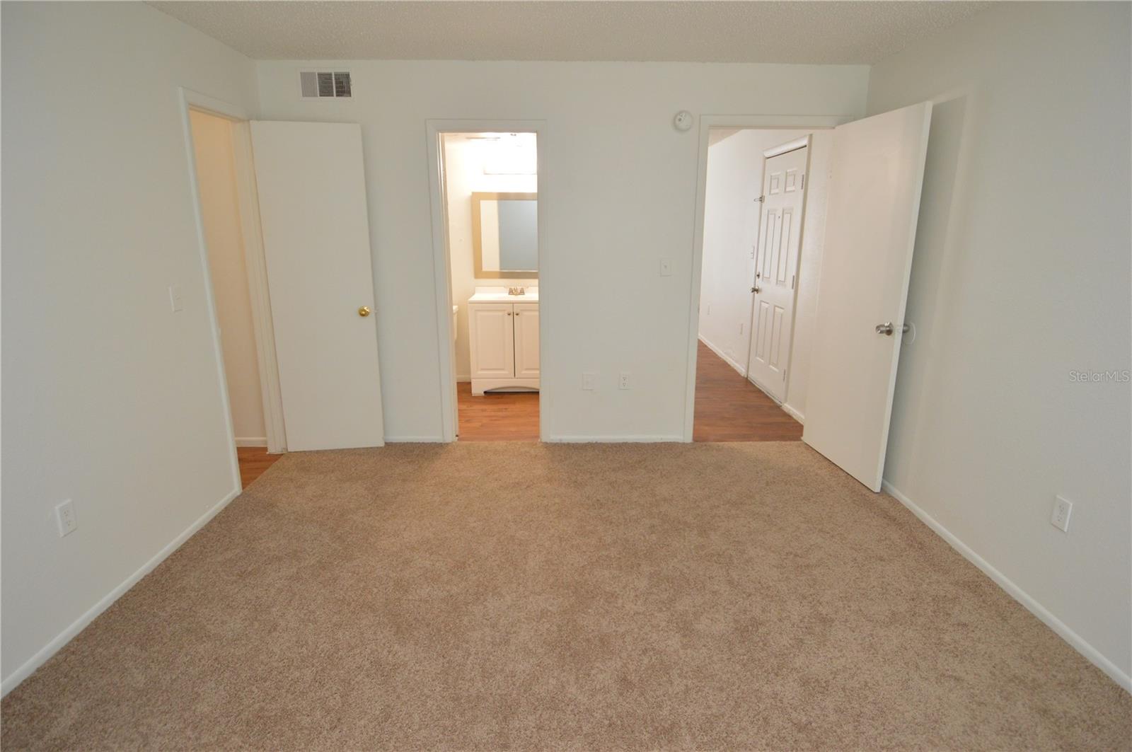 Image 32 of 58 For 8425 Cerro Circle 163