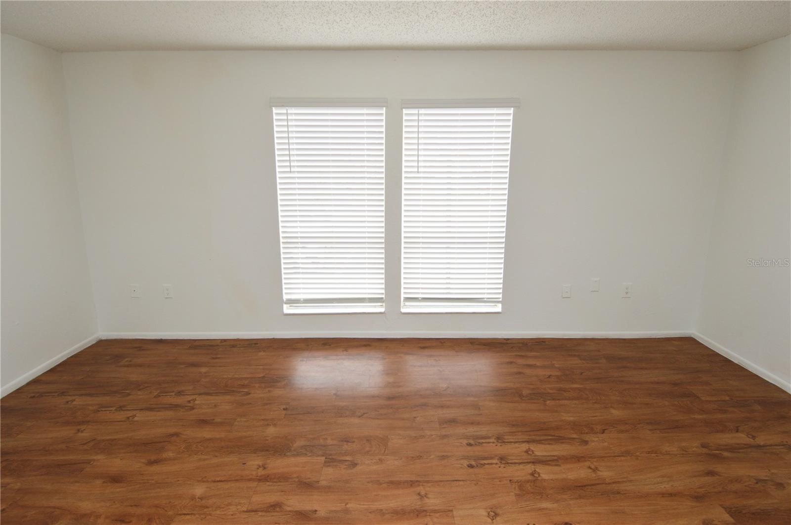 Image 5 of 58 For 8425 Cerro Circle 163