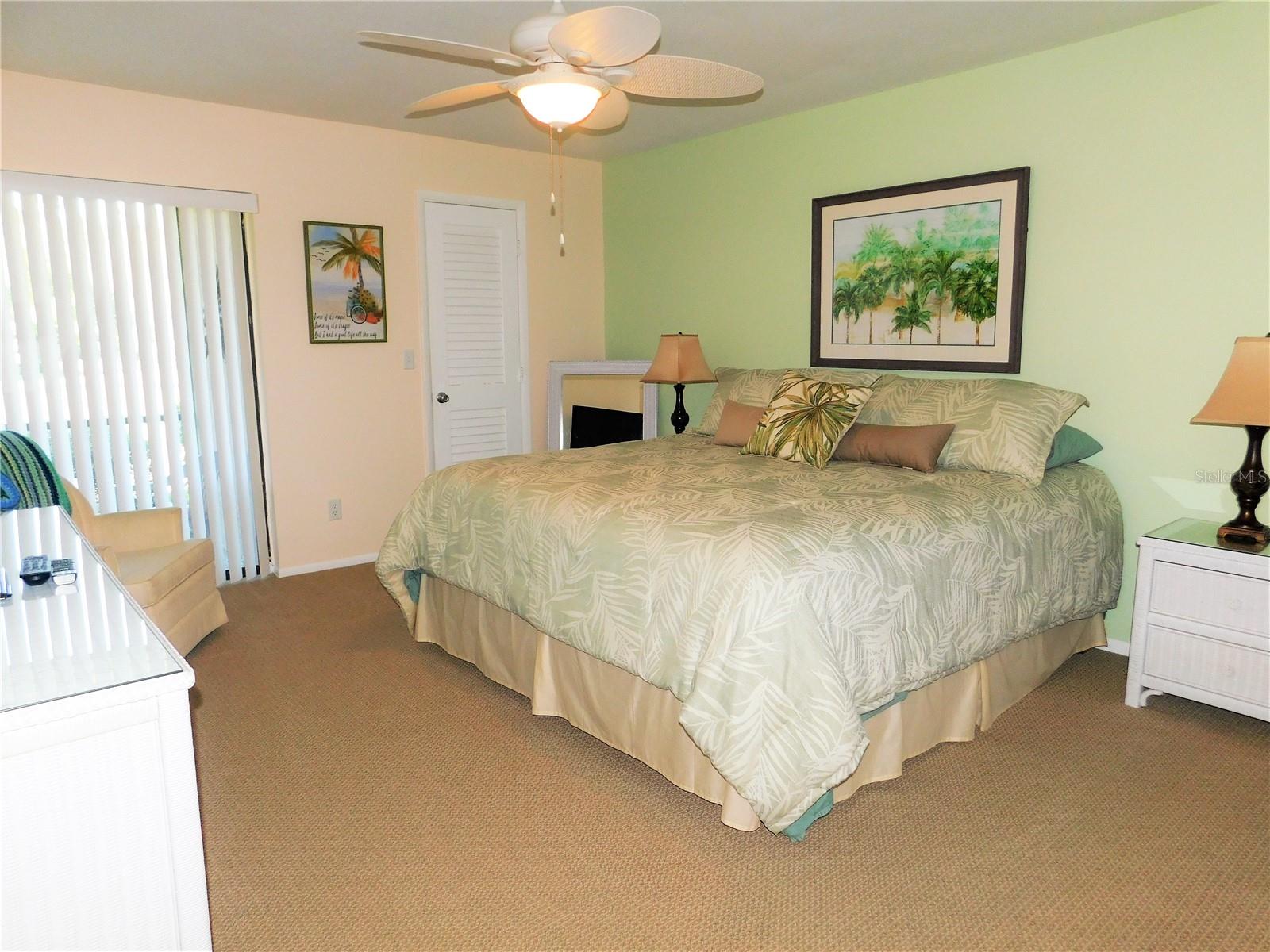 Image 13 of 32 For 40 Dale Place