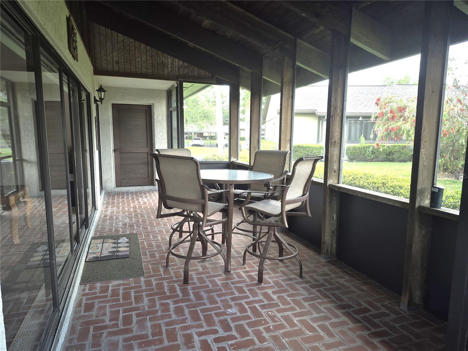 Image 24 of 32 For 40 Dale Place