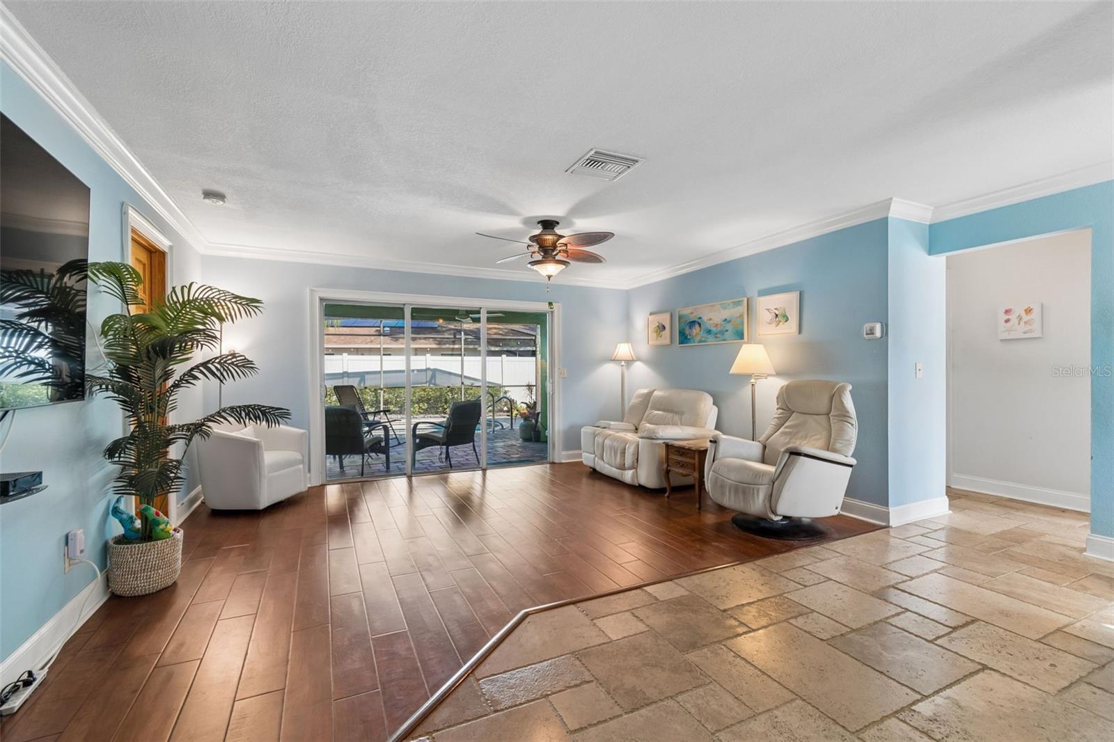 Image 12 of 68 For 477 Orkney Court