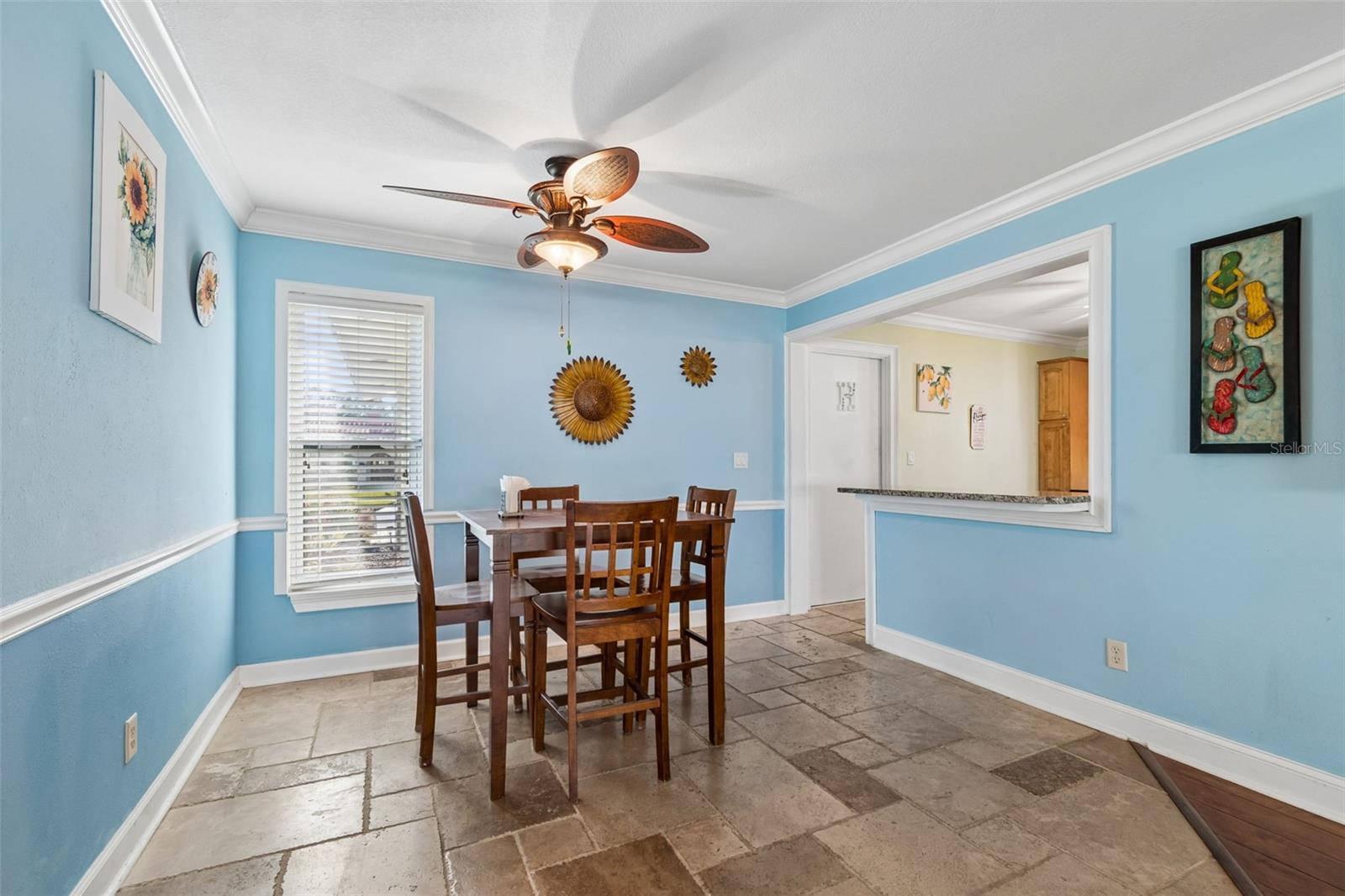 Image 15 of 68 For 477 Orkney Court