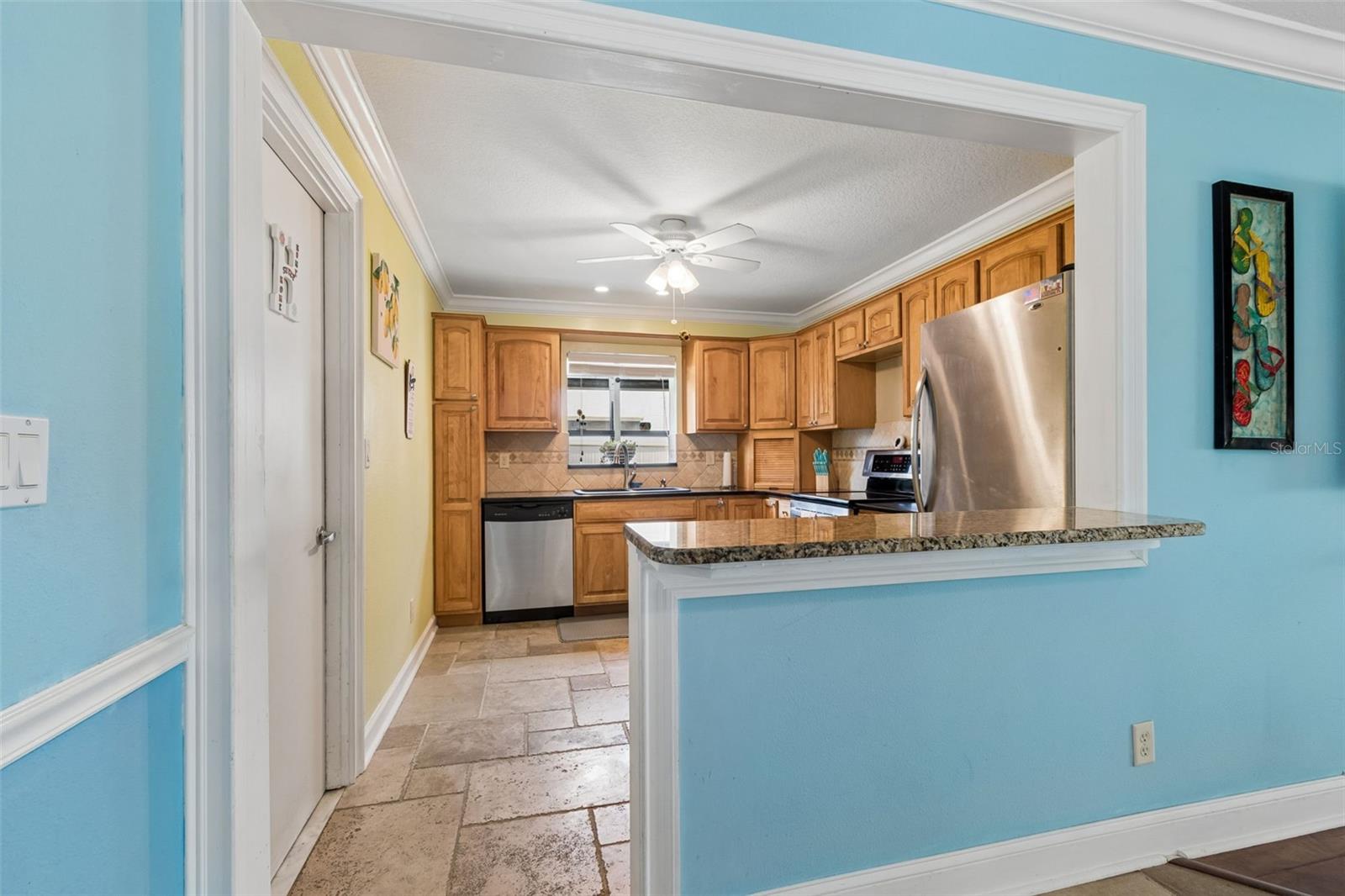 Image 19 of 68 For 477 Orkney Court