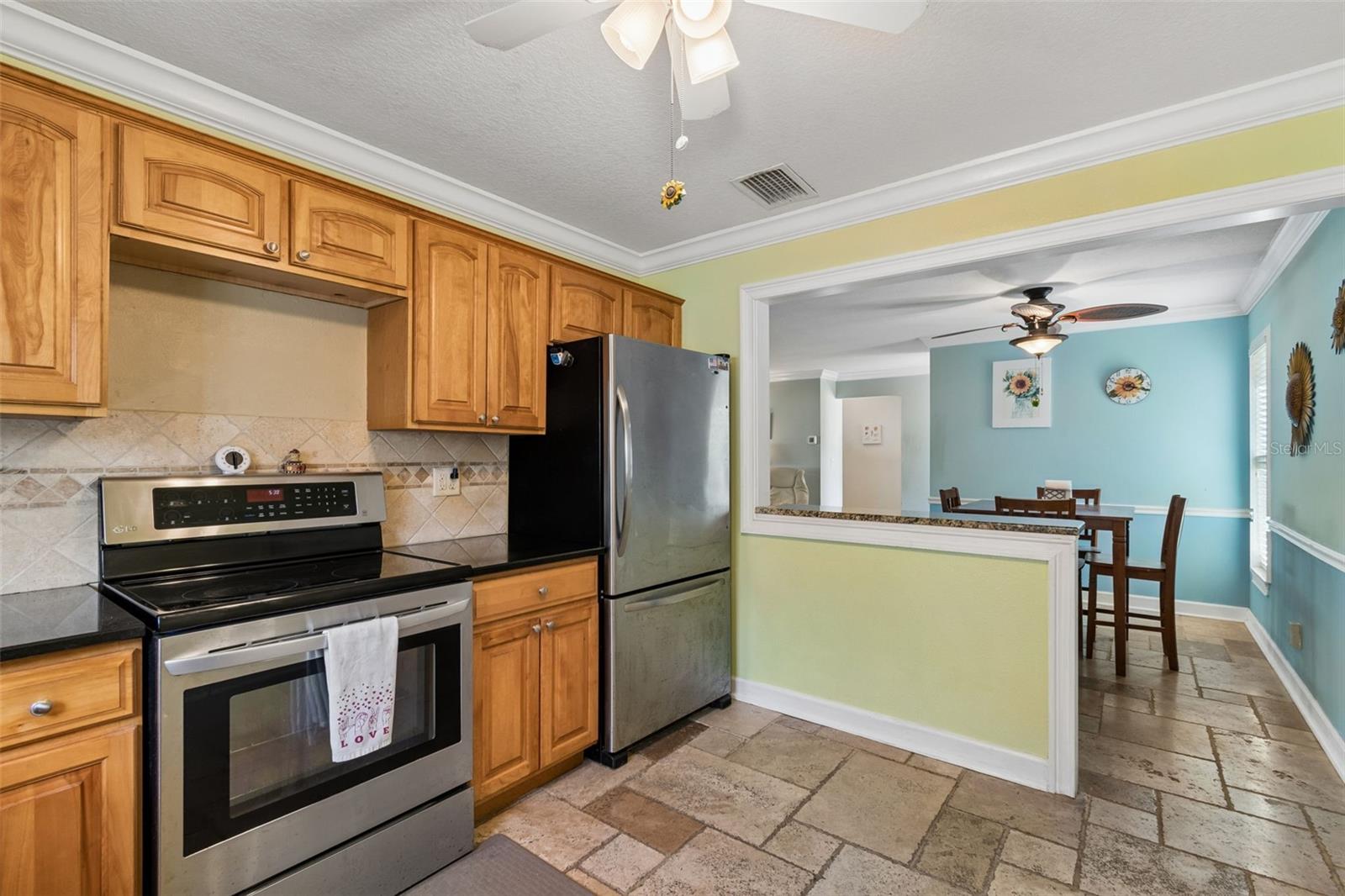 Image 26 of 68 For 477 Orkney Court