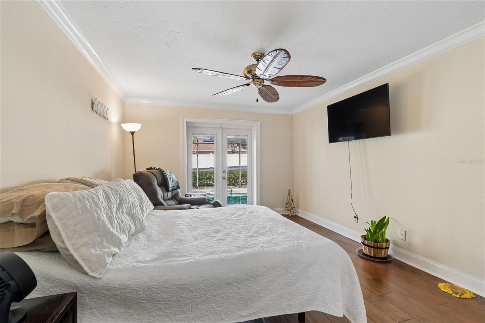 Image 37 of 68 For 477 Orkney Court