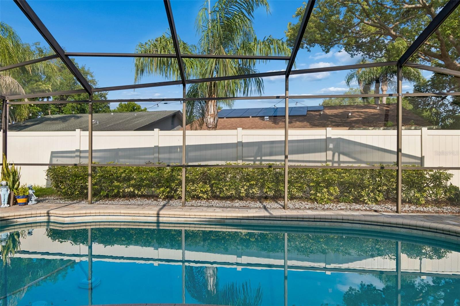 Image 49 of 68 For 477 Orkney Court