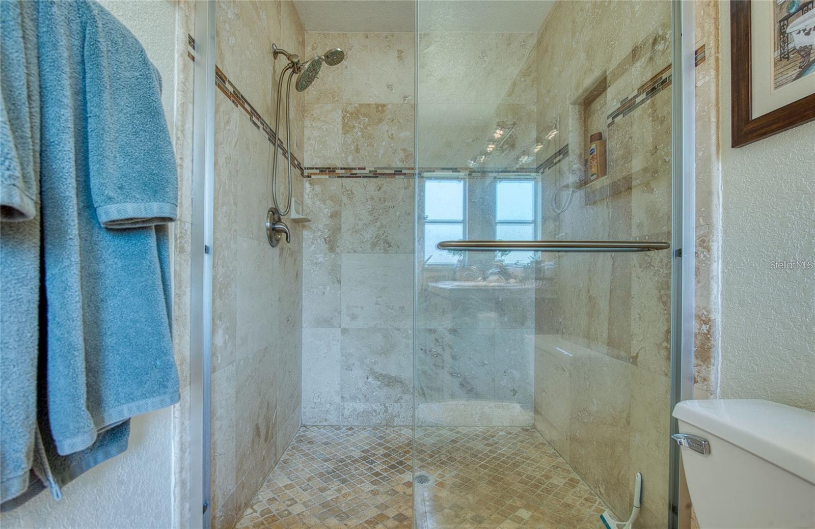 Listing photo id 23 for 775 Bayshore Boulevard