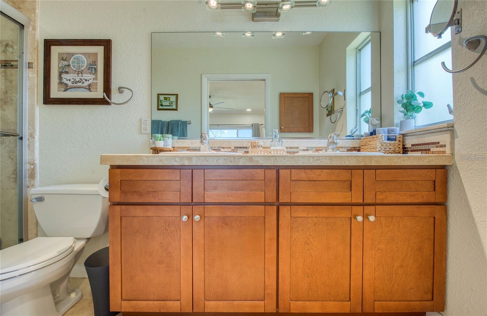 Listing photo id 25 for 775 Bayshore Boulevard