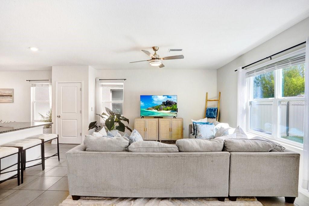 Image 11 of 46 For 3044 Suncoast Plains Drive