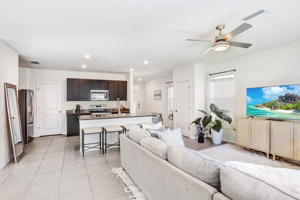 Image 12 of 46 For 3044 Suncoast Plains Drive