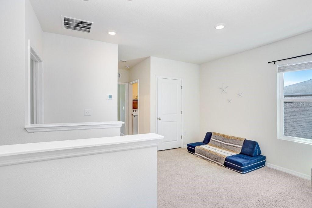 Image 17 of 46 For 3044 Suncoast Plains Drive