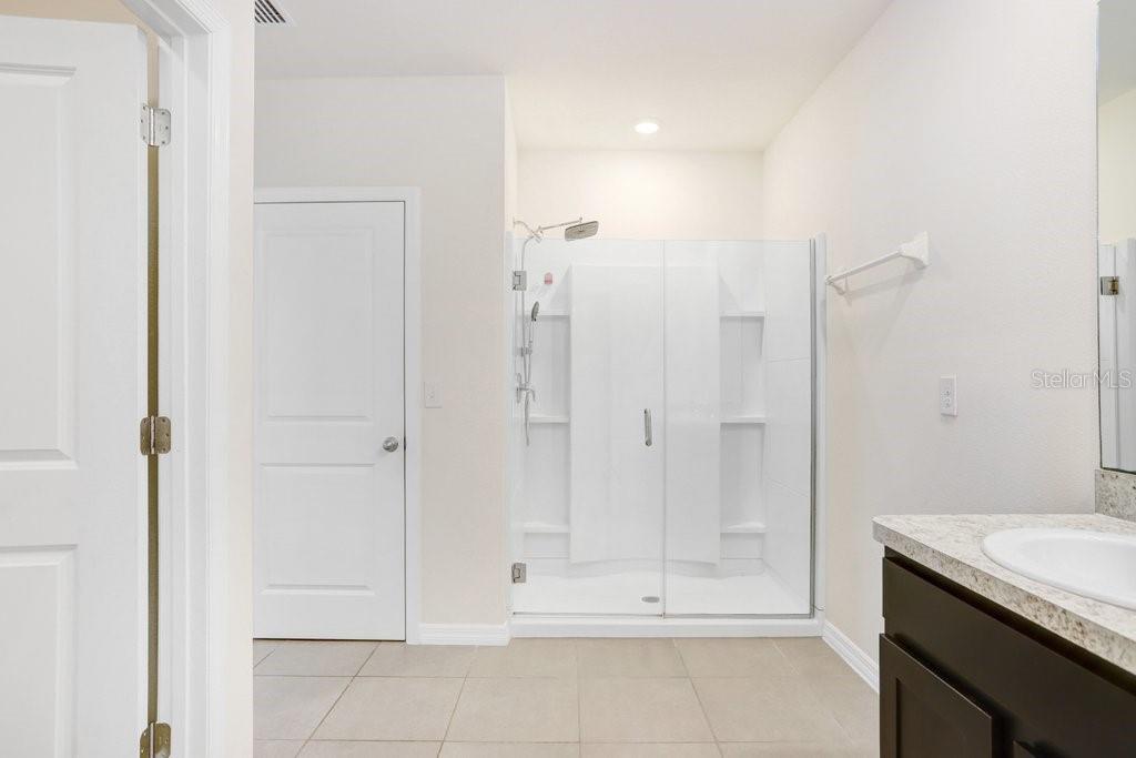 Image 24 of 46 For 3044 Suncoast Plains Drive