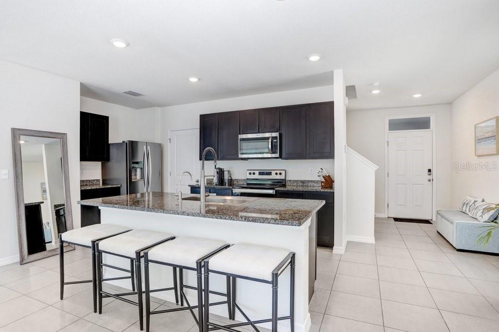 Image 5 of 46 For 3044 Suncoast Plains Drive