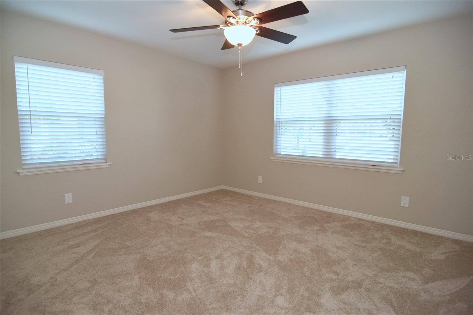 Image 15 of 29 For 606 12th Avenue Ne 2