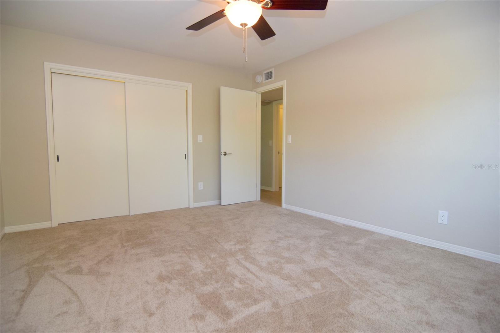 Image 19 of 29 For 606 12th Avenue Ne 2