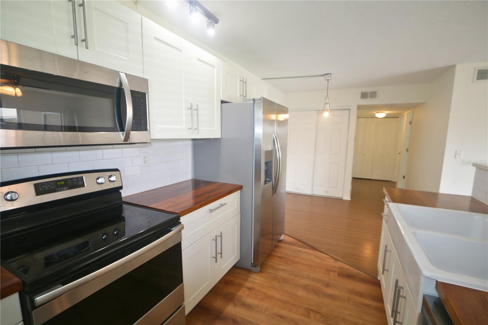 Image 7 of 22 For 2938 Clark Road 103