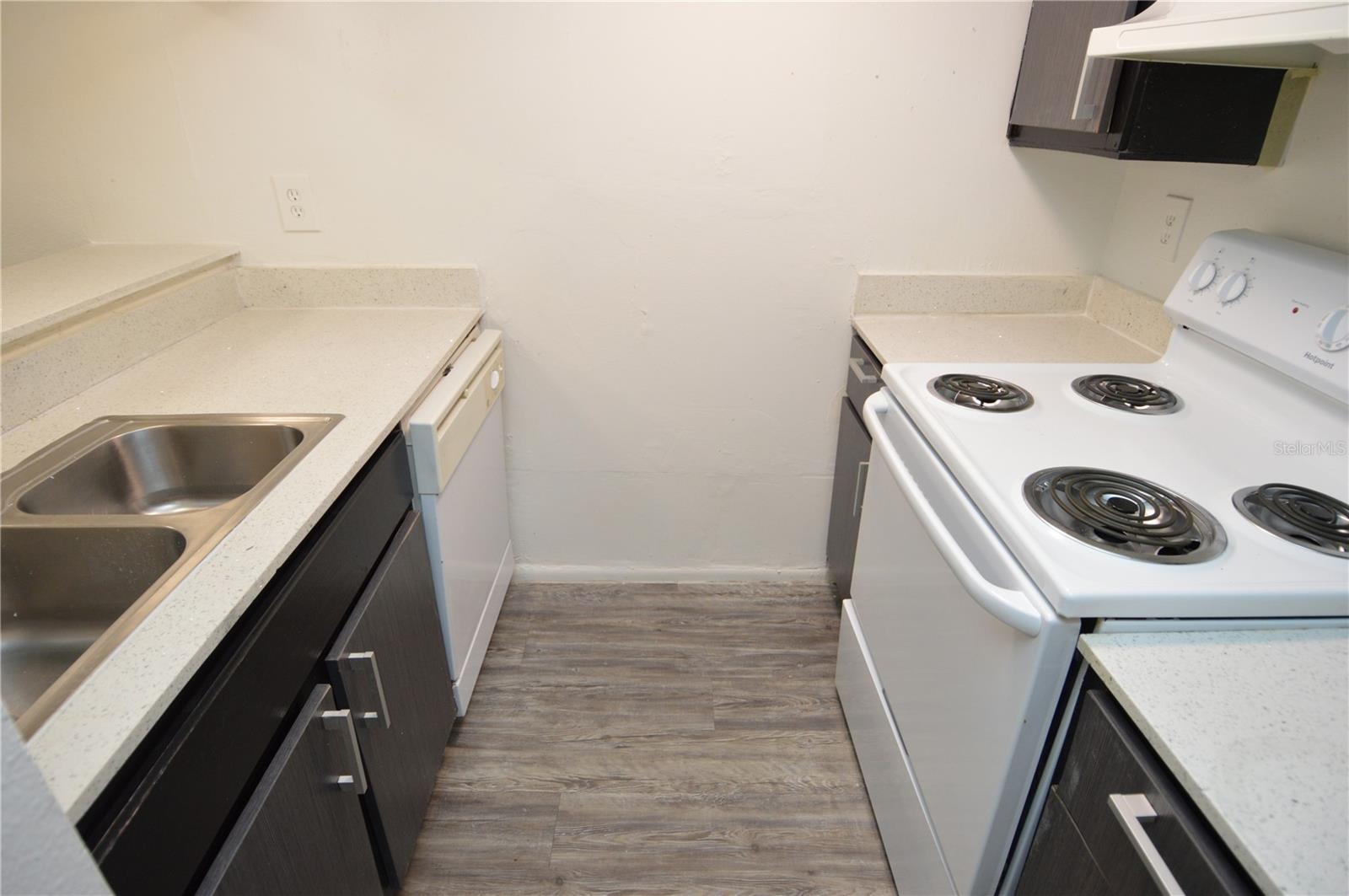 Image 13 of 73 For 5006 Morro Manor Drive 305