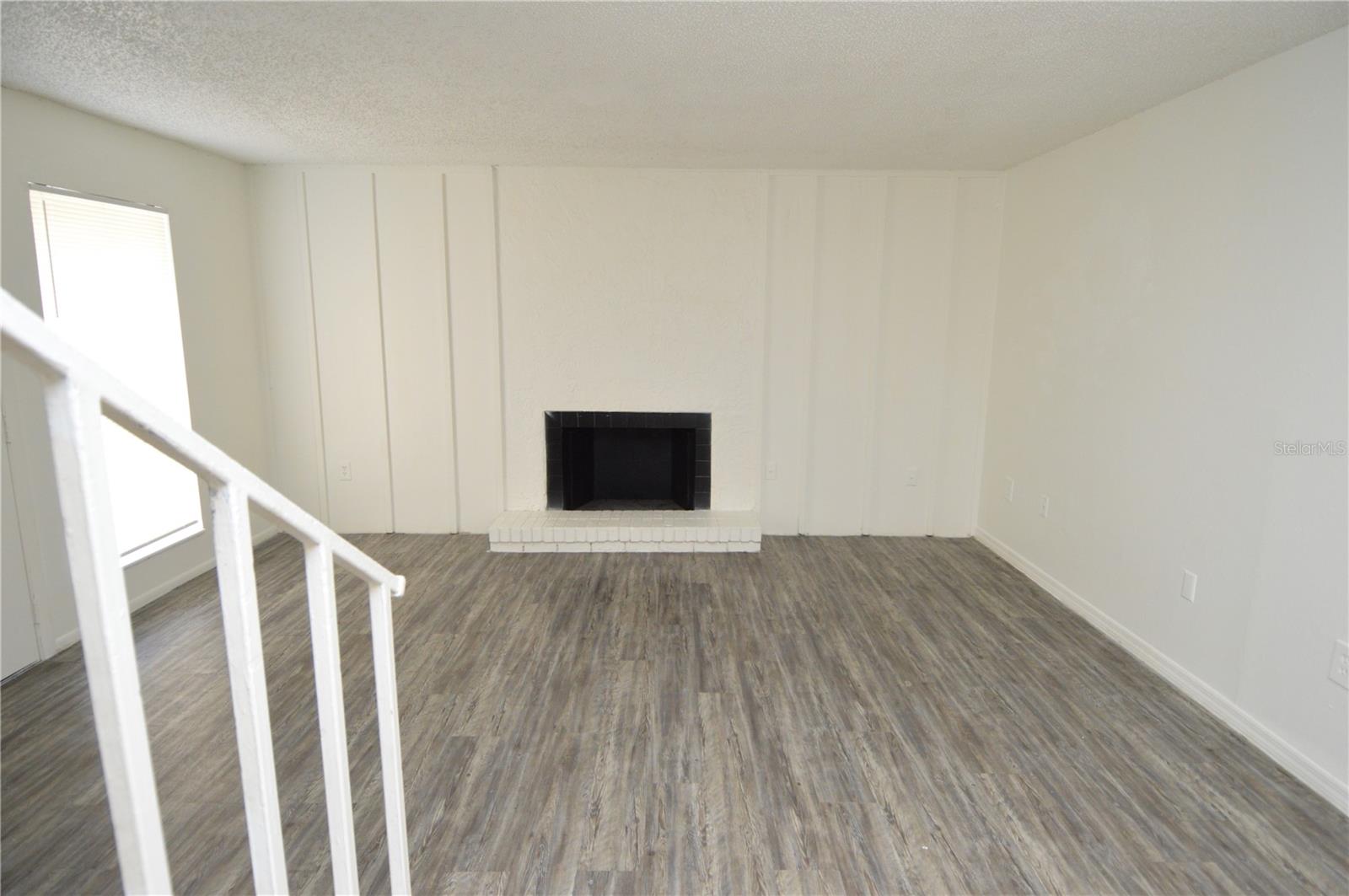 Image 6 of 73 For 5006 Morro Manor Drive 305