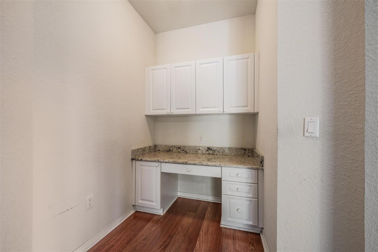 Image 16 of 37 For 12752 Aston Creek Drive