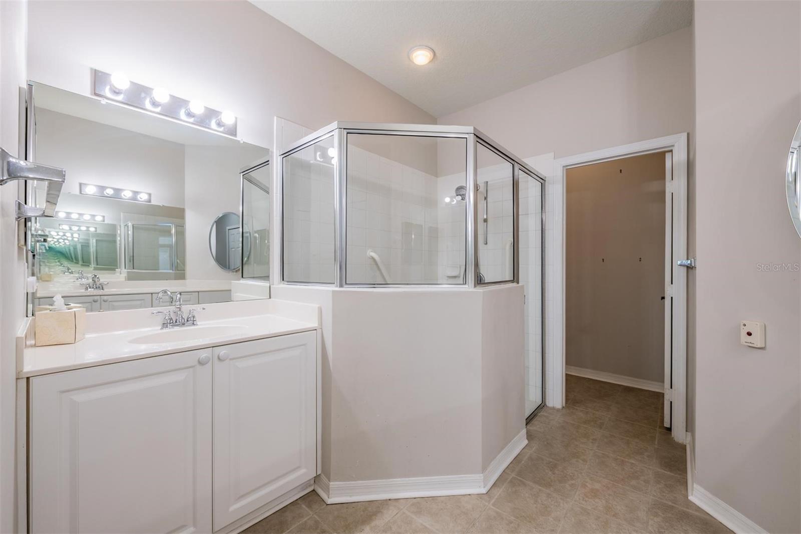 Image 20 of 37 For 12752 Aston Creek Drive