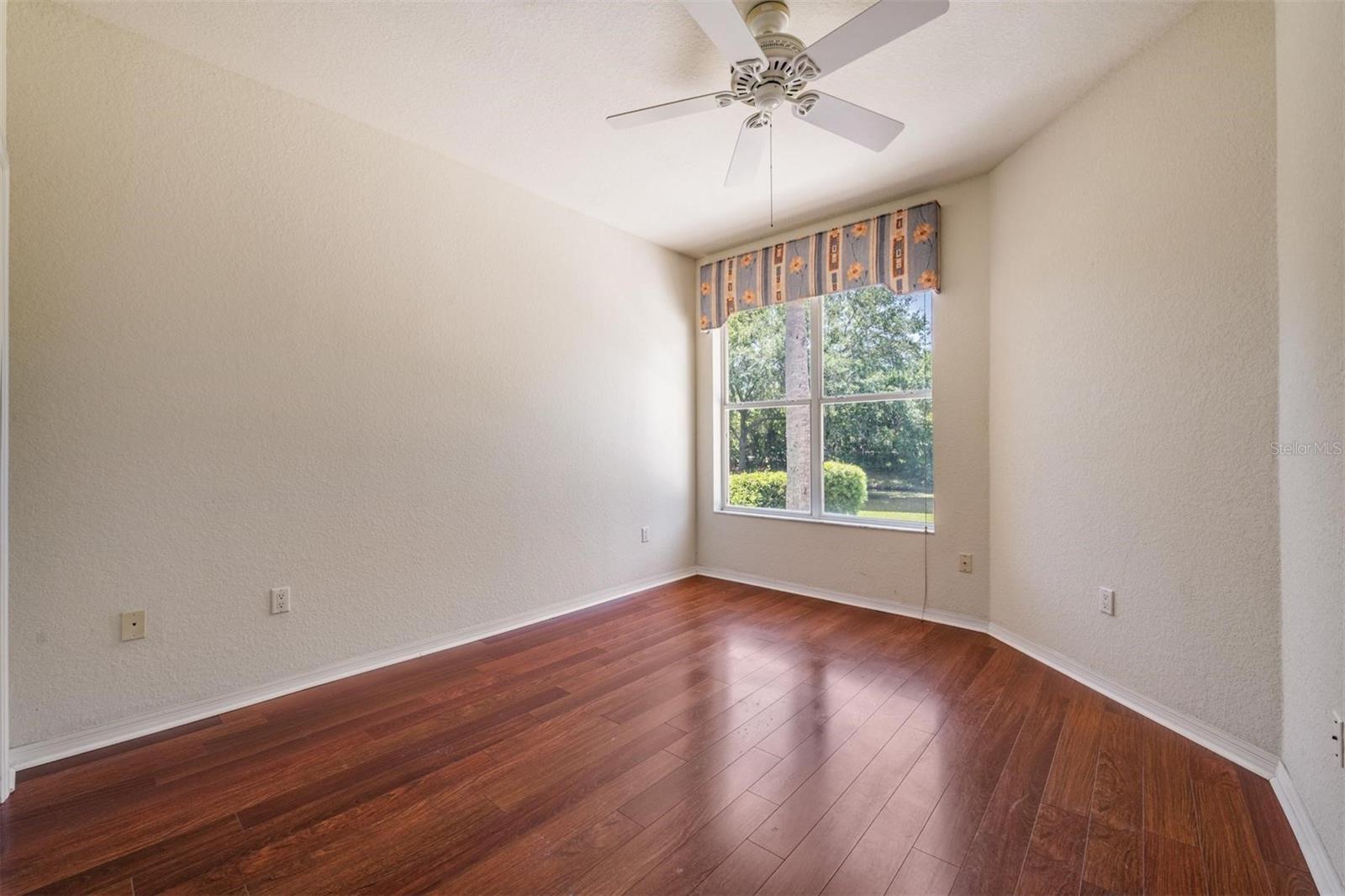 Image 23 of 37 For 12752 Aston Creek Drive