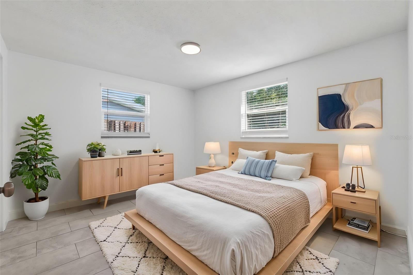 Image 10 of 24 For 10914 Leeds Road