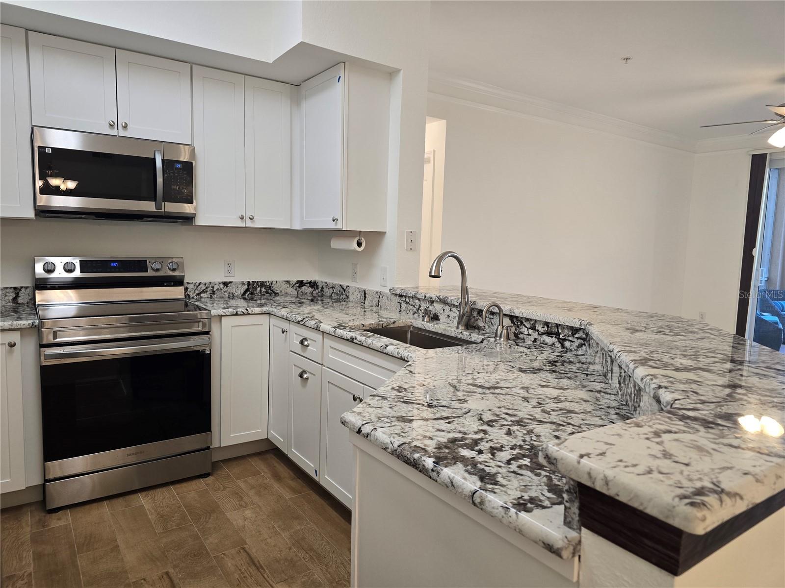 Image 6 of 30 For 4170 Central Sarasota Parkway 412