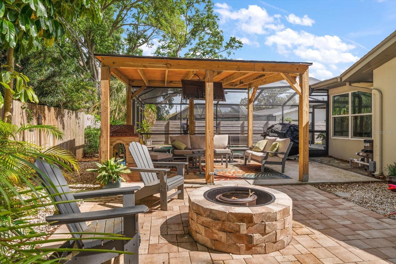 Image 3 of 47 For 2388 Jones Drive